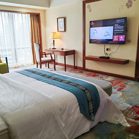 Gladden Hotel Giang Môn Ngoại thất bức ảnh