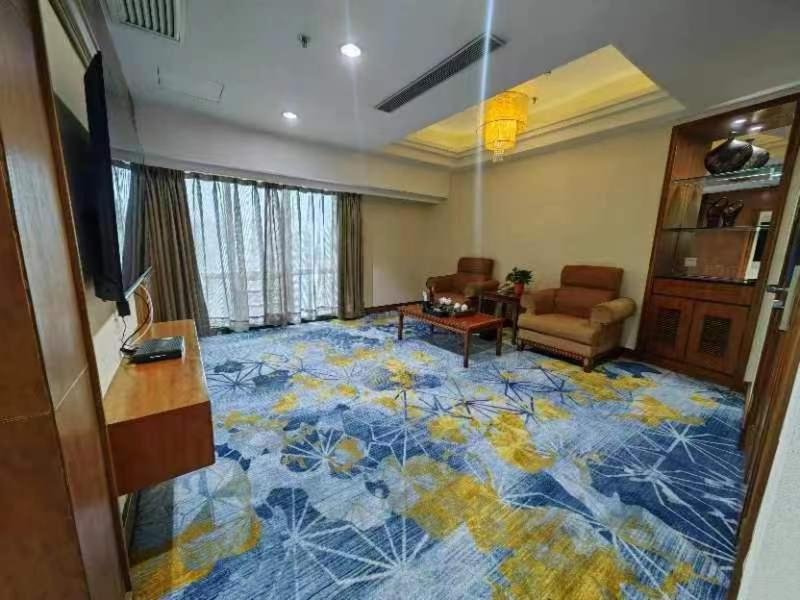 Gladden Hotel Giang Môn Ngoại thất bức ảnh