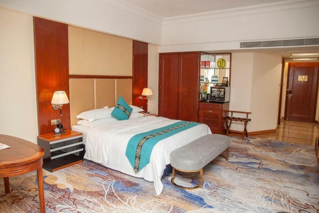 Gladden Hotel Giang Môn Ngoại thất bức ảnh