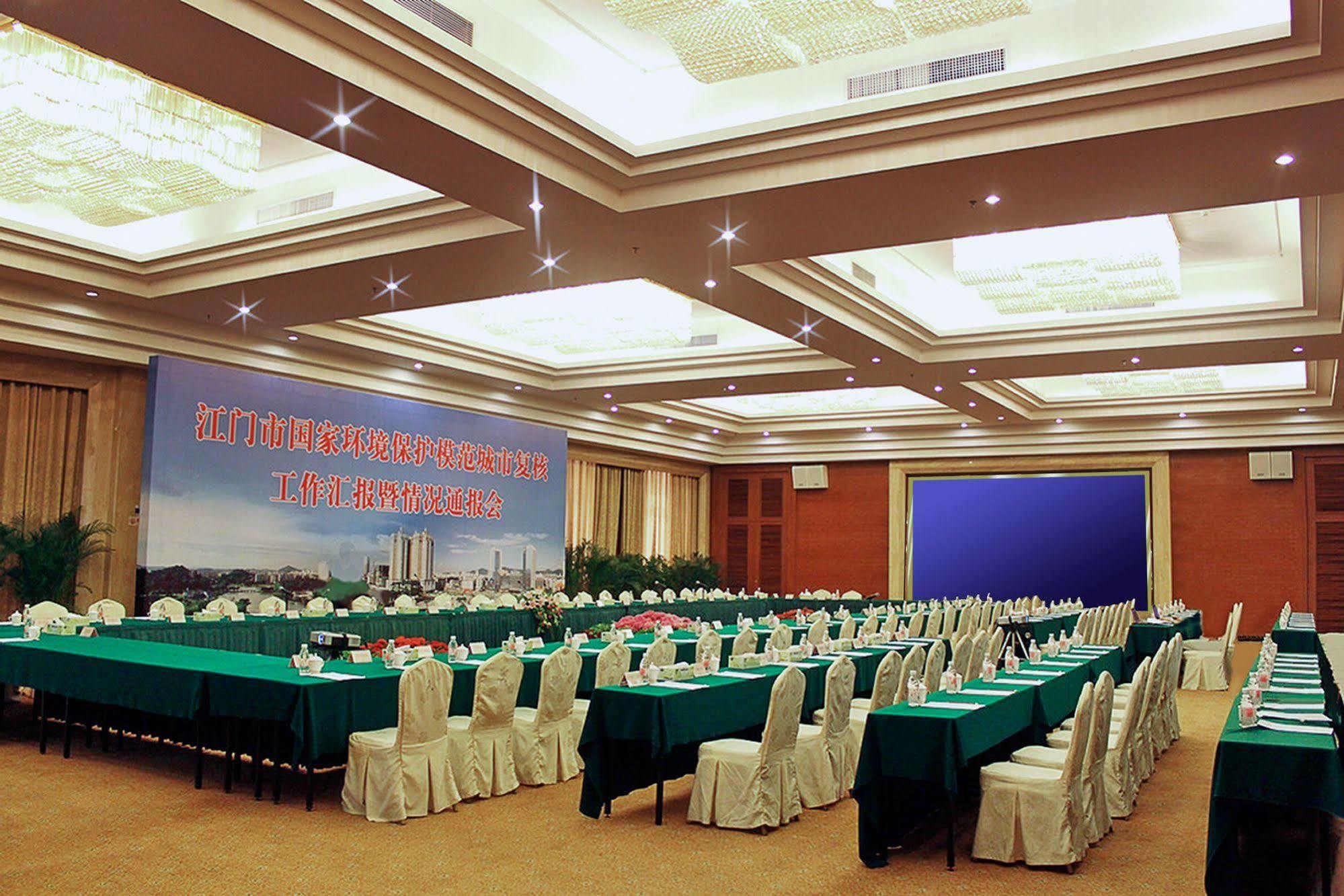 Gladden Hotel Giang Môn Ngoại thất bức ảnh
